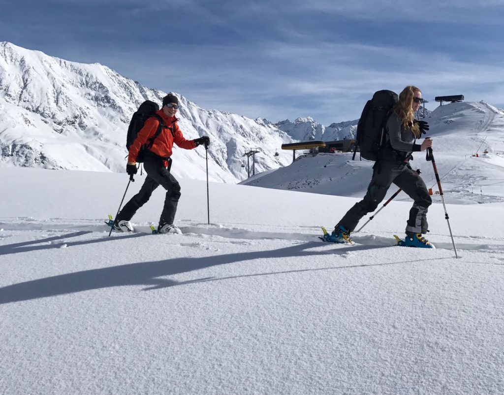Fredrik Hyltén-Cavallius with fellow designer Elisabet Elfa Arnarsdottir skiing.
