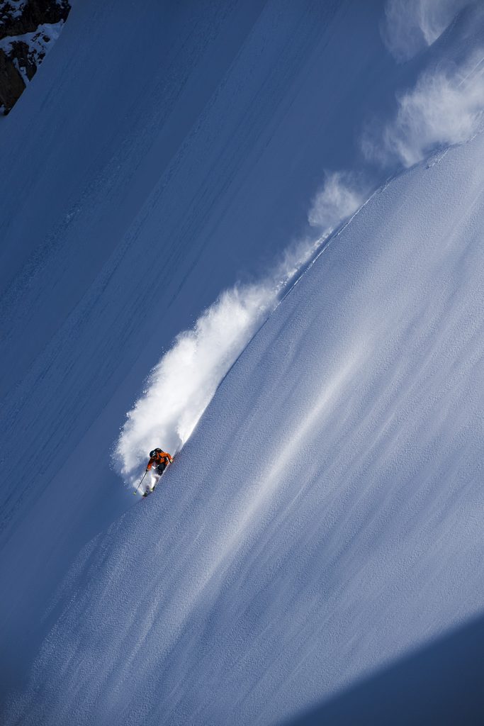 Johan Jonsson skiing powder